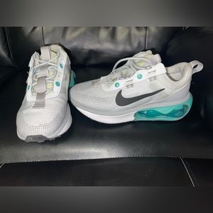 Nike Air Max 2021
Pure Platinum Washed Teal (Women's)